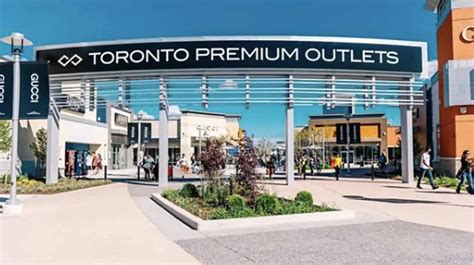 toronto premium outlets shops.